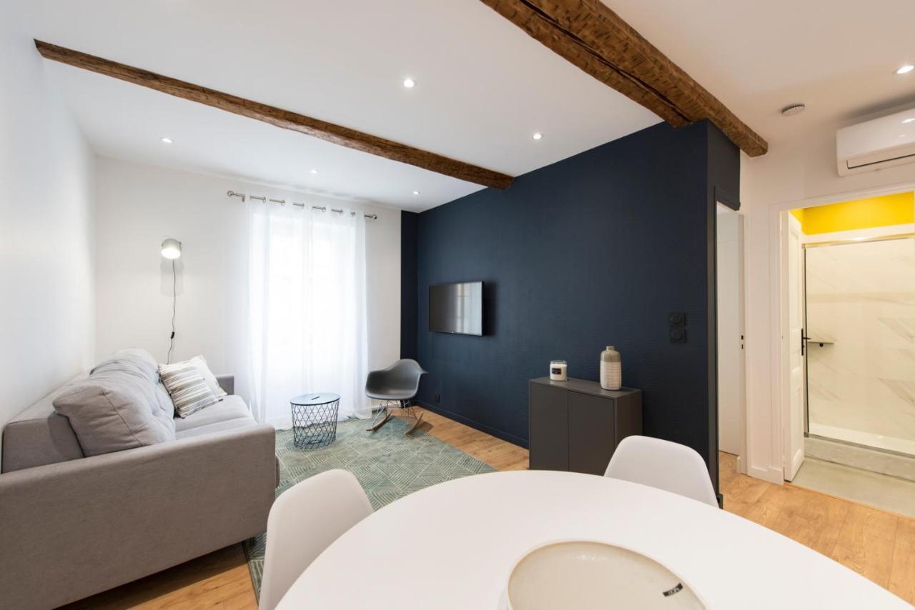 Apartment 1 Neuf Sur Le Port A Cote De La *